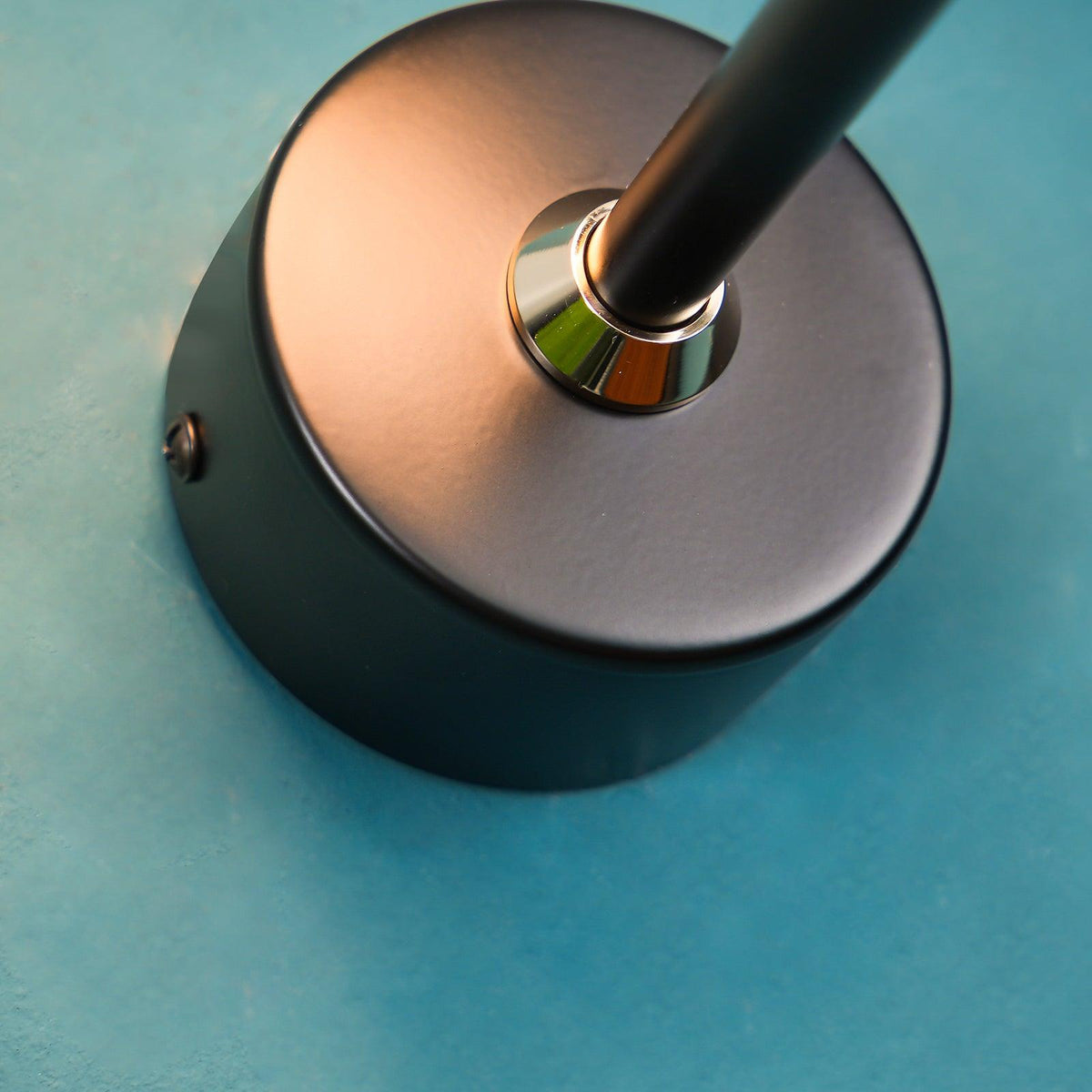 Nomi Plug-in Wall lamp