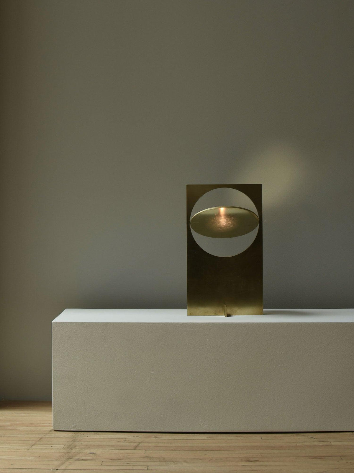 OBJ-01 Table Lamp - view 18