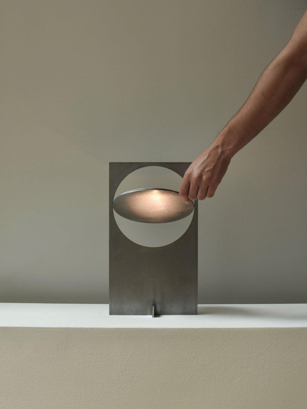 OBJ-01 Table Lamp - view 4