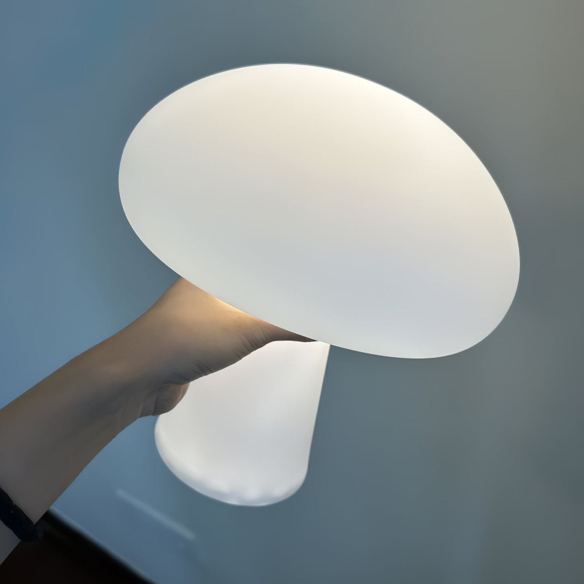 Obello Portable Rechargeable Table Light - view 5
