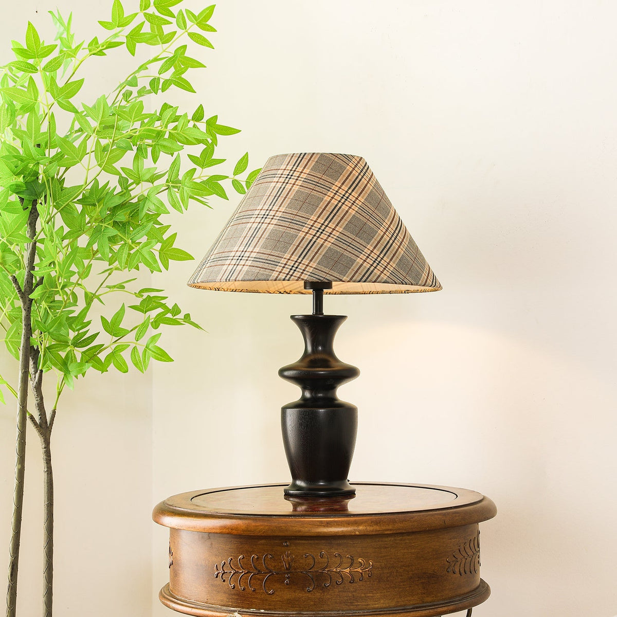 Oliver Table Lamp - view 6