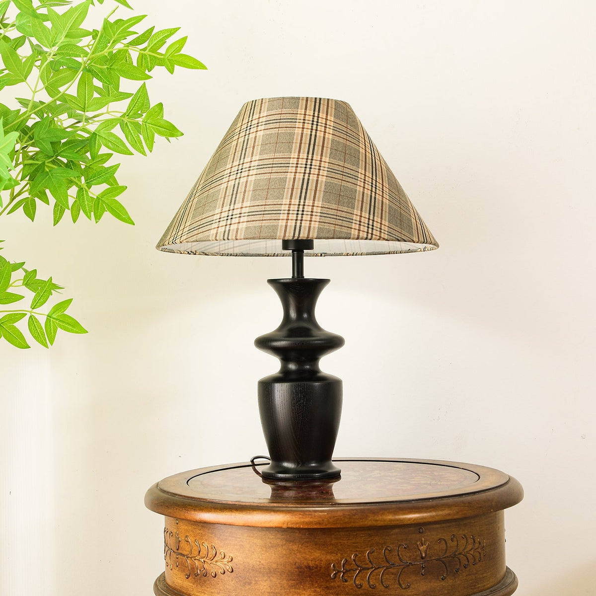 Oliver Table Lamp - view 7