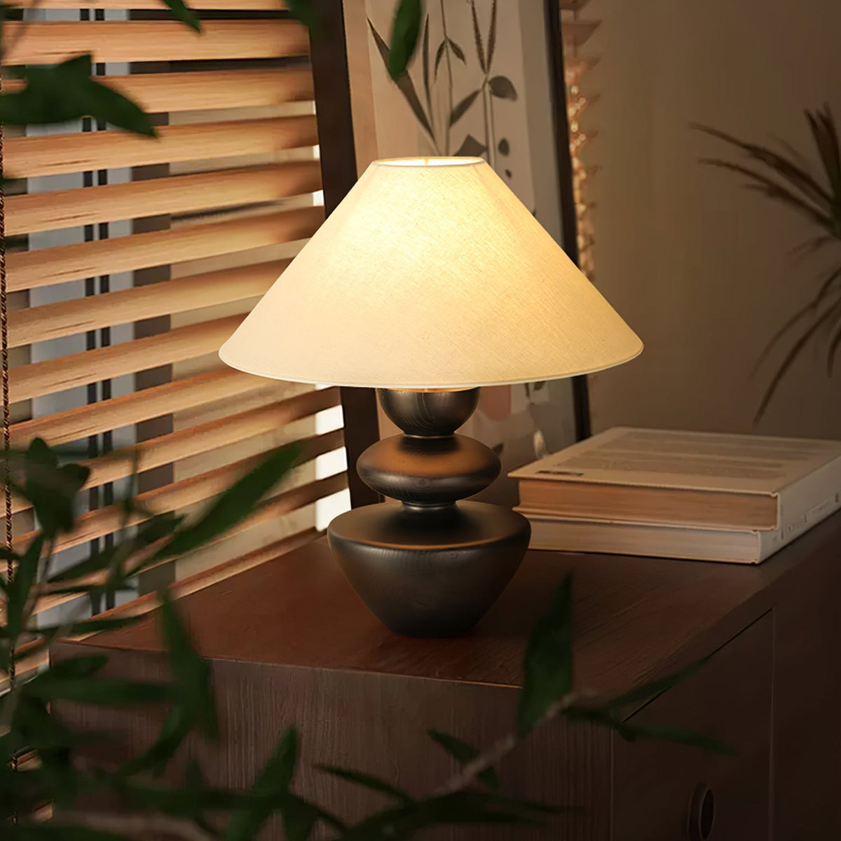 Ombra Totem Table Lamp - view 7