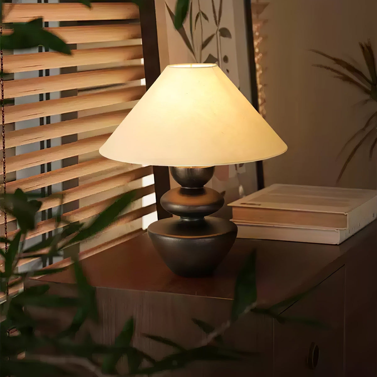 Ombra Totem Table Lamp - view 2