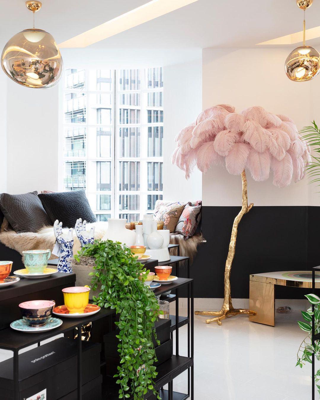Ostrich Feather Brass Floor Lamp - view 30