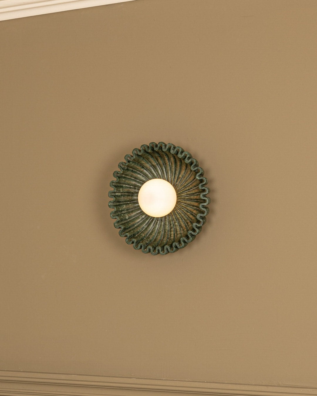 Ostro Marble Wall Lamp