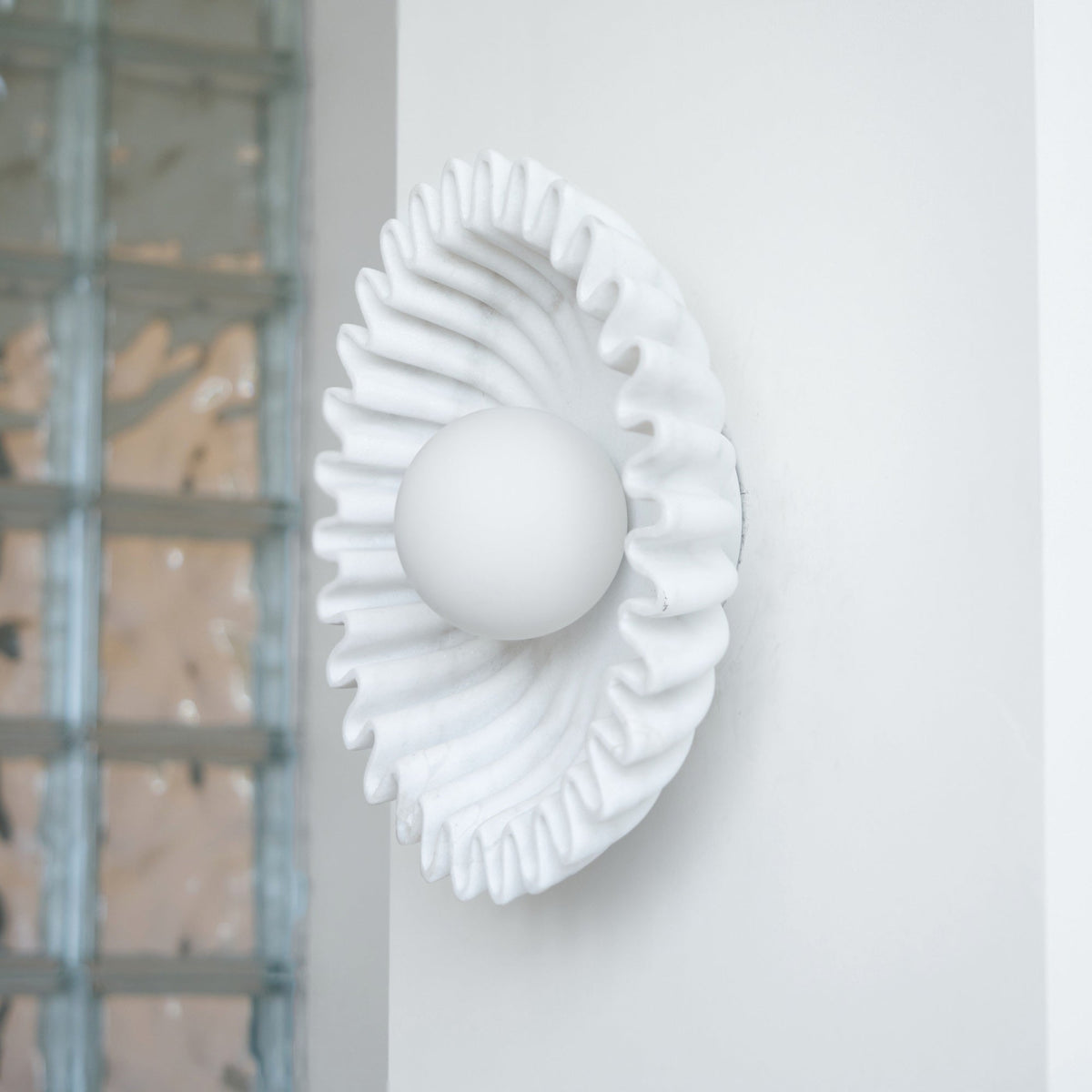 Ostro Marble Wall Lamp