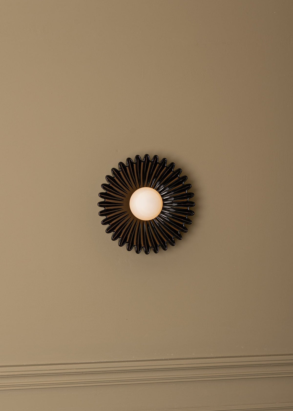 Ostro Marble Wall Lamp