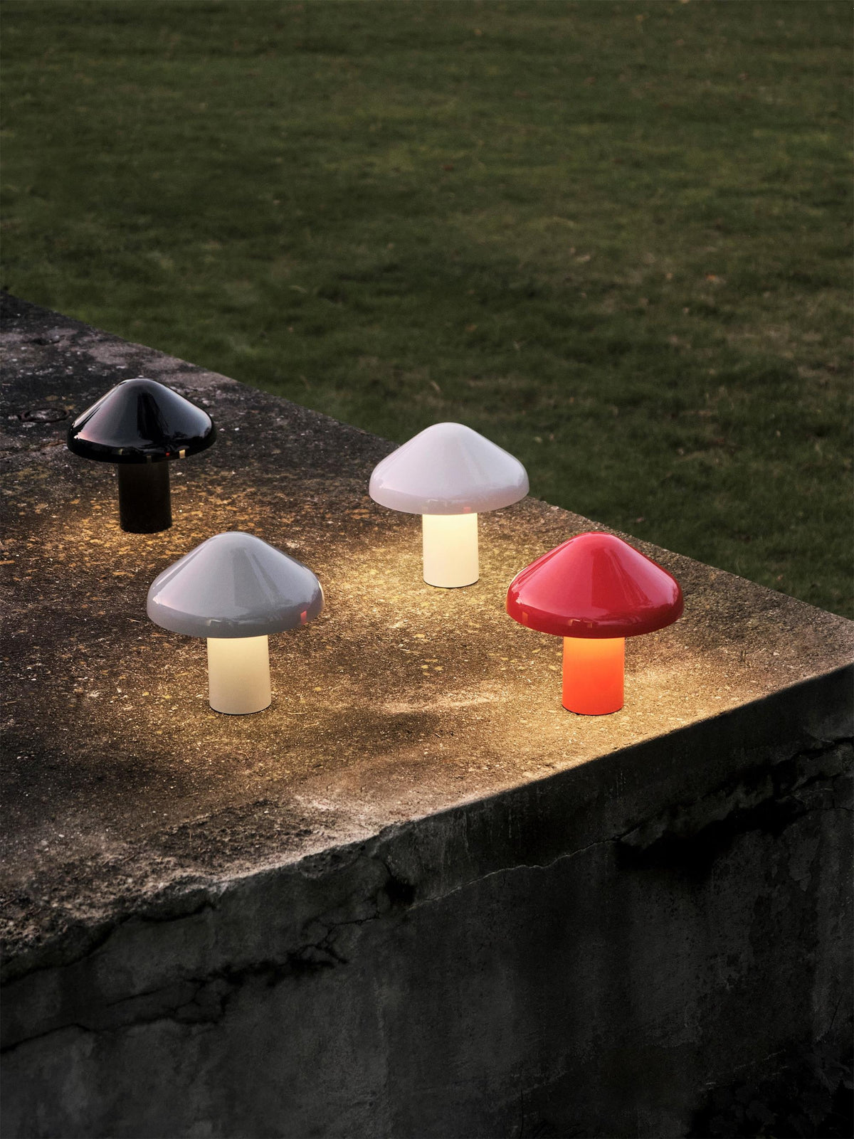 Pao Portable Table Lamp (built-in battery) - view 16