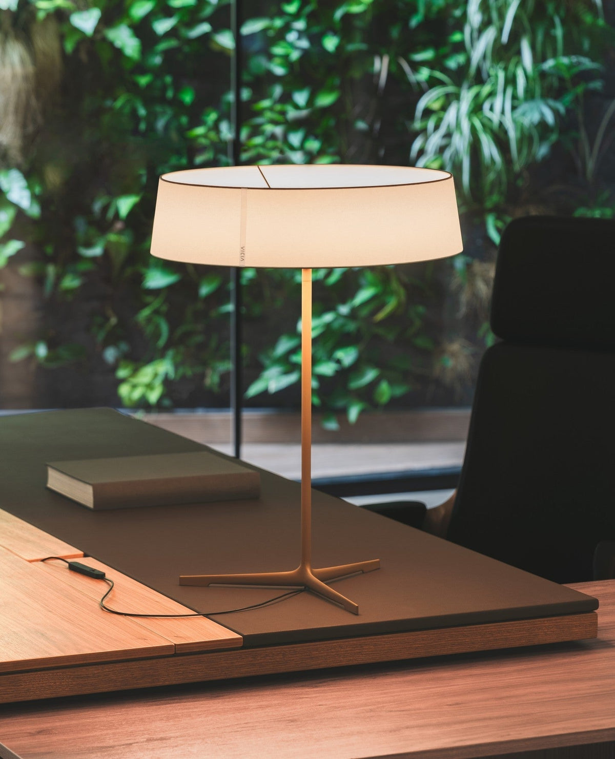 Dama Table Lamp - view 38