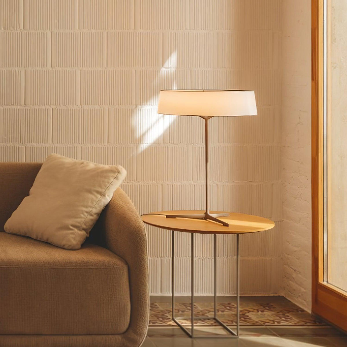 Dama Table Lamp - view 3