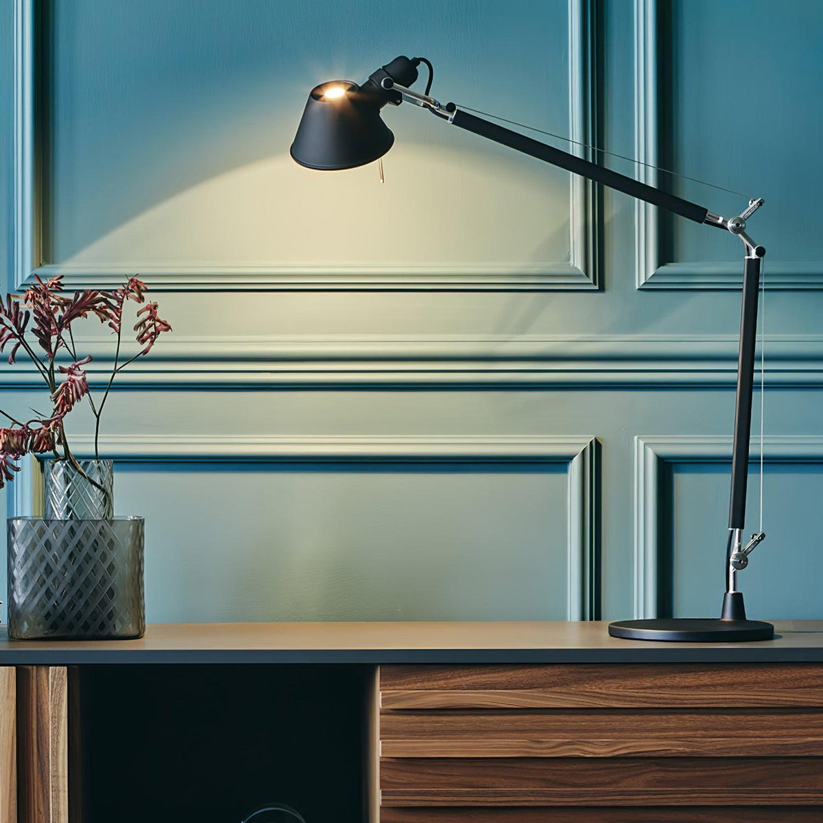 Parete Table Lamp - view 2