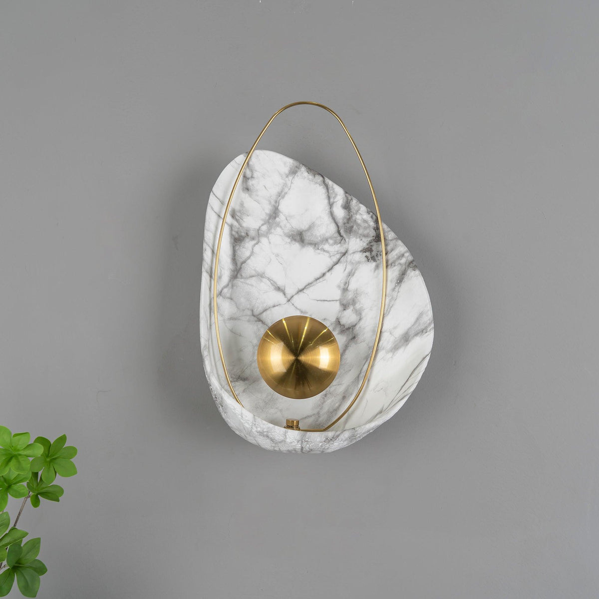 Pearl Resin Wall Lamp - view 7