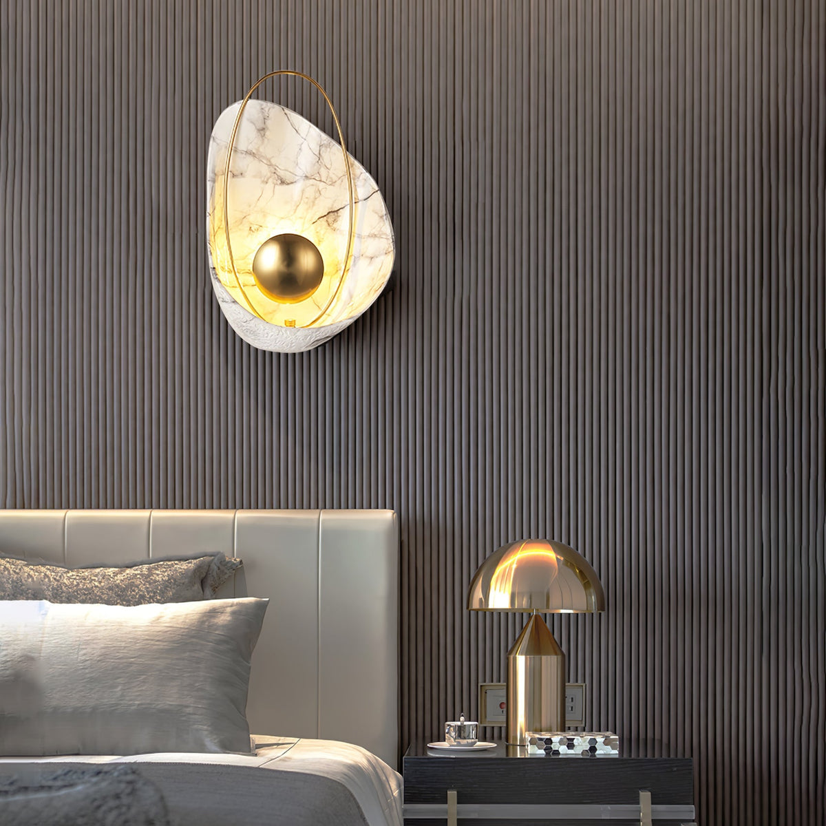 Pearl Resin Wall Lamp - view 3