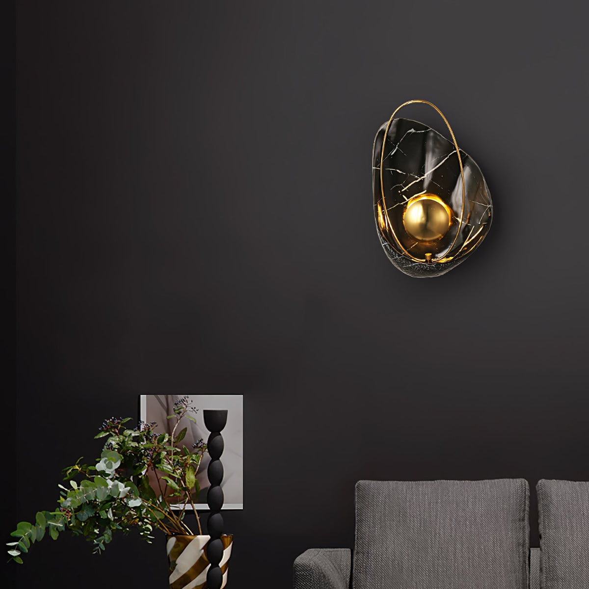 Pearl Resin Wall Lamp - view 37
