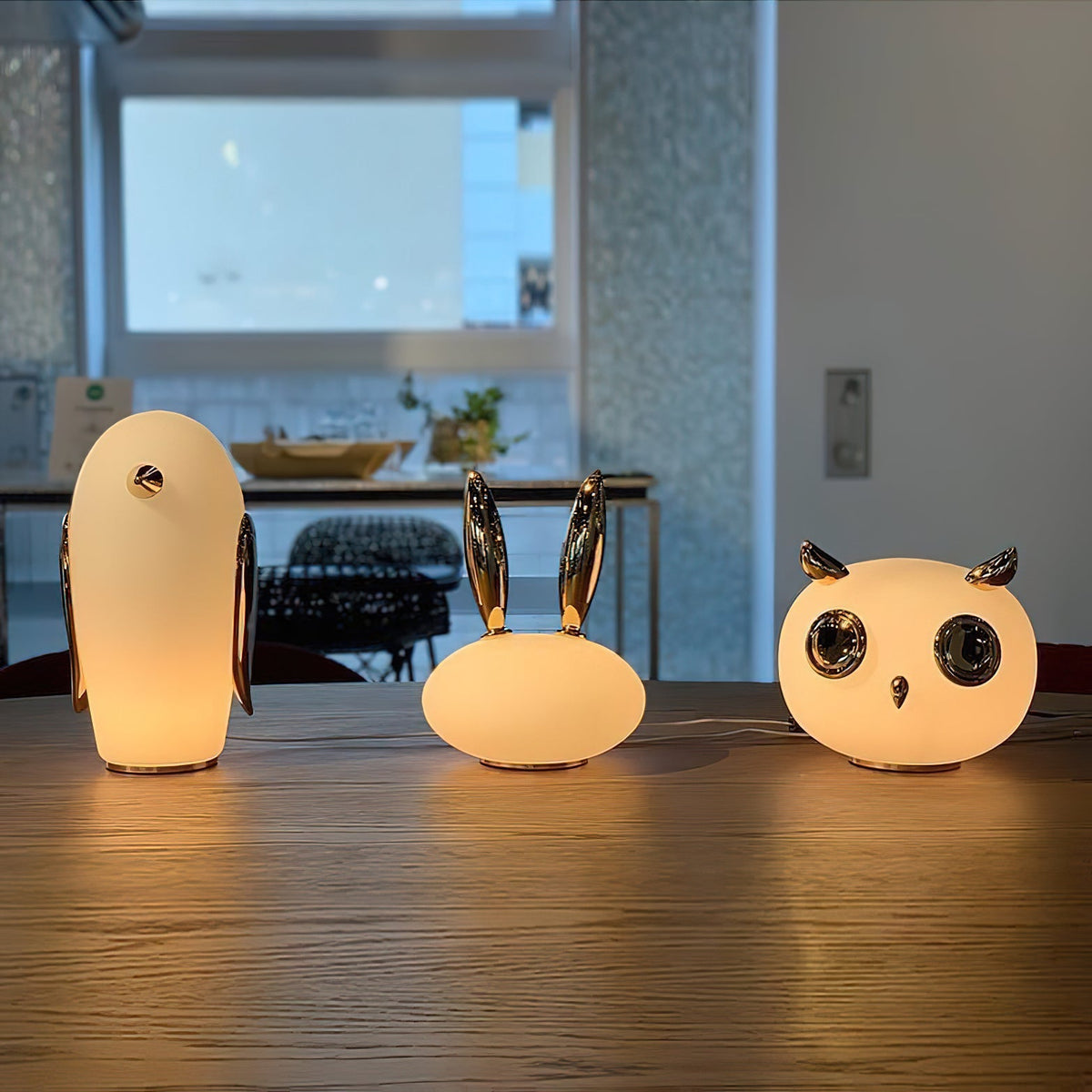 Pet Table Lamp - view 13