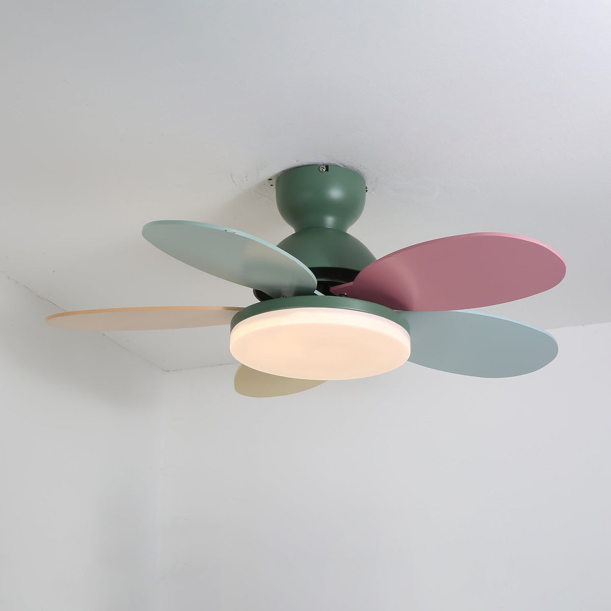 Petalo Ceiling Fan Light - view 9