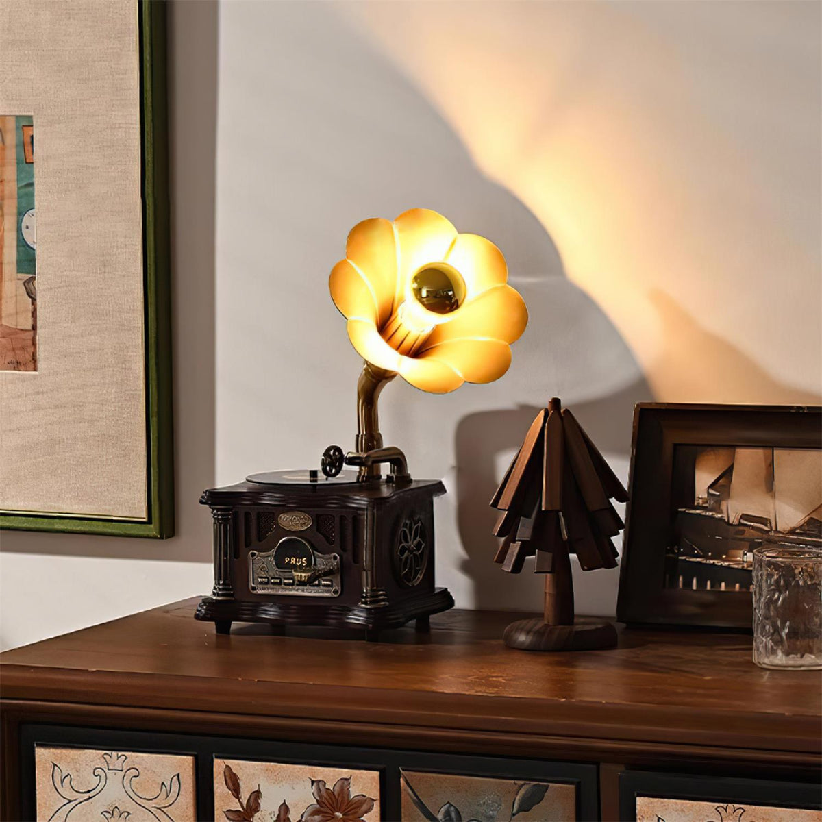 Phonograph Table Lamp - view 2