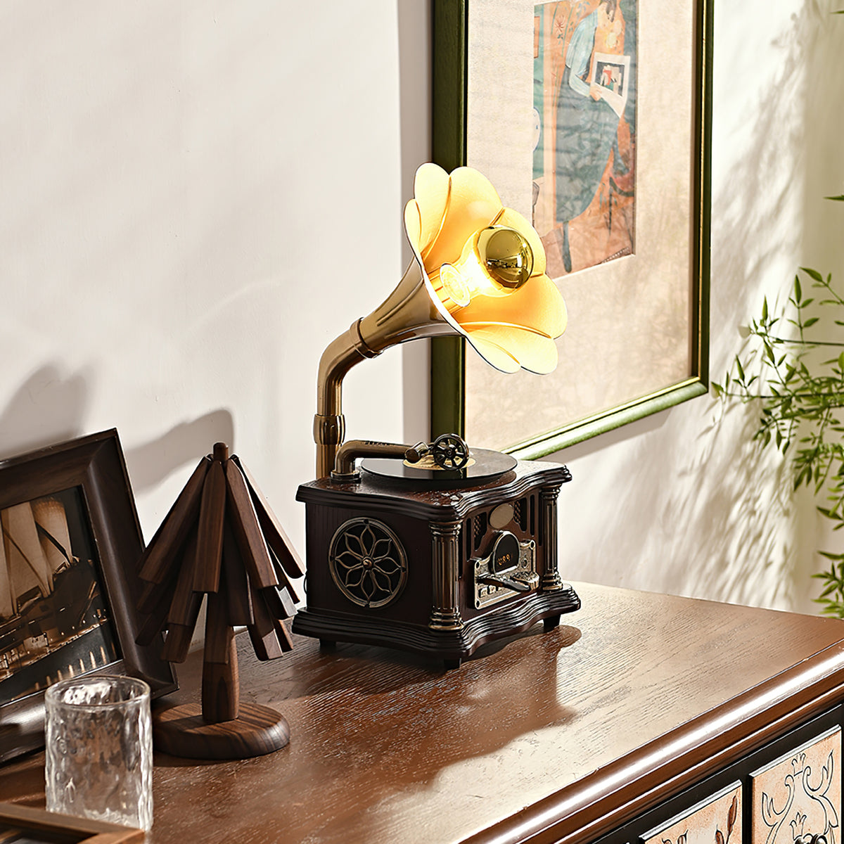 Phonograph Table Lamp - view 5