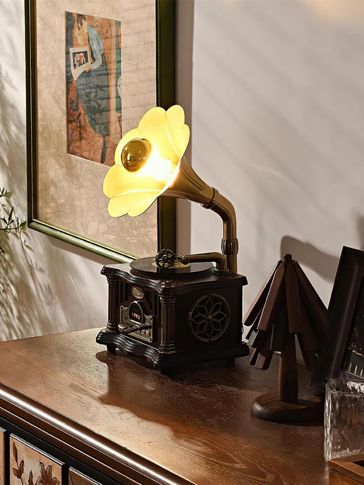 Phonograph Table Lamp - view 9