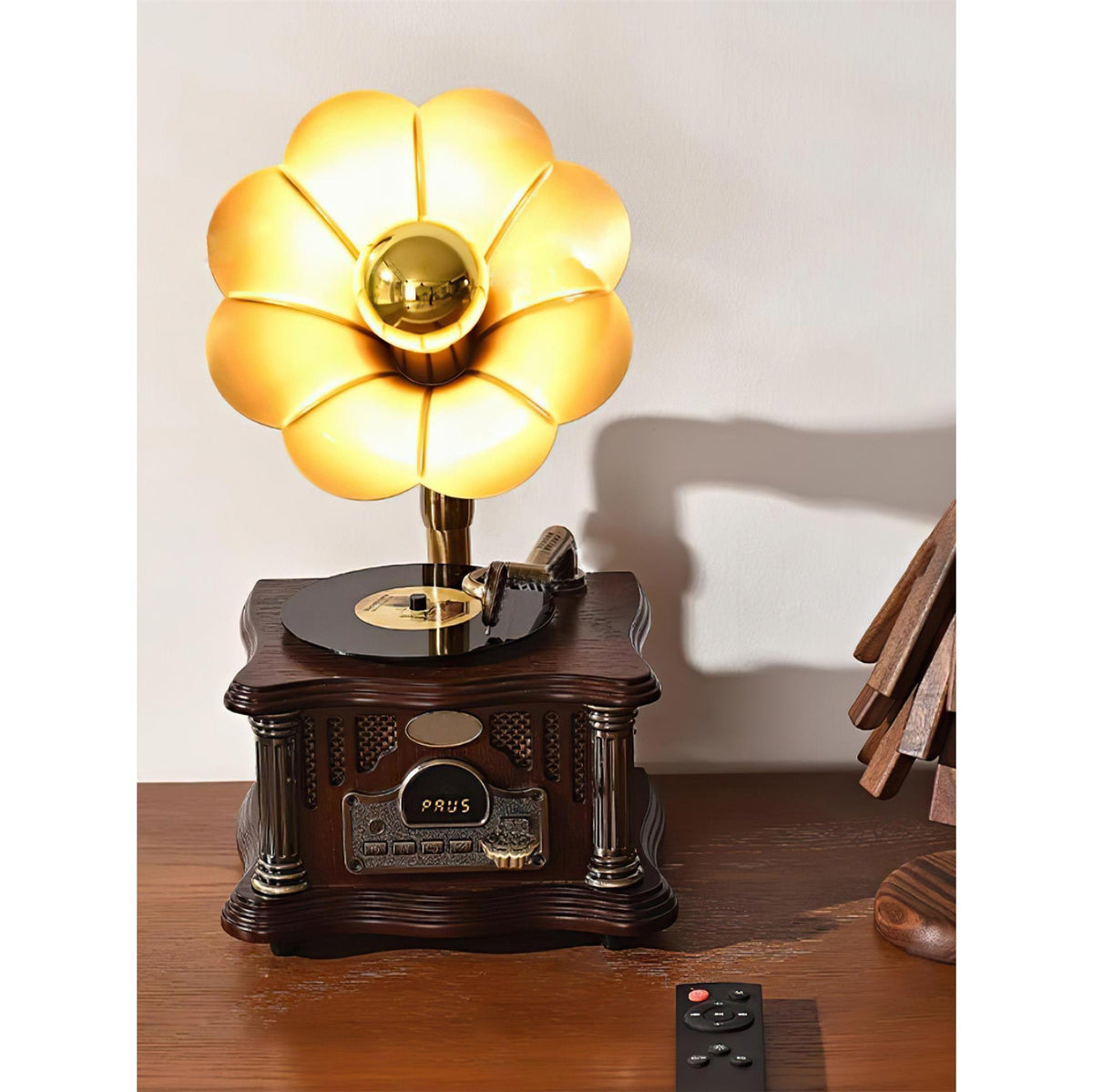 Phonograph Table Lamp - view 4