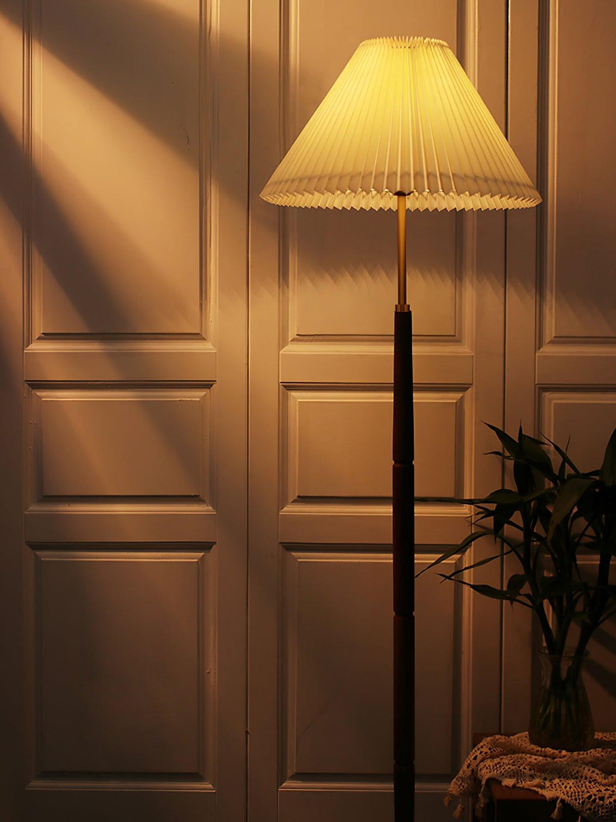 Pleated Floor Lamp - view 22