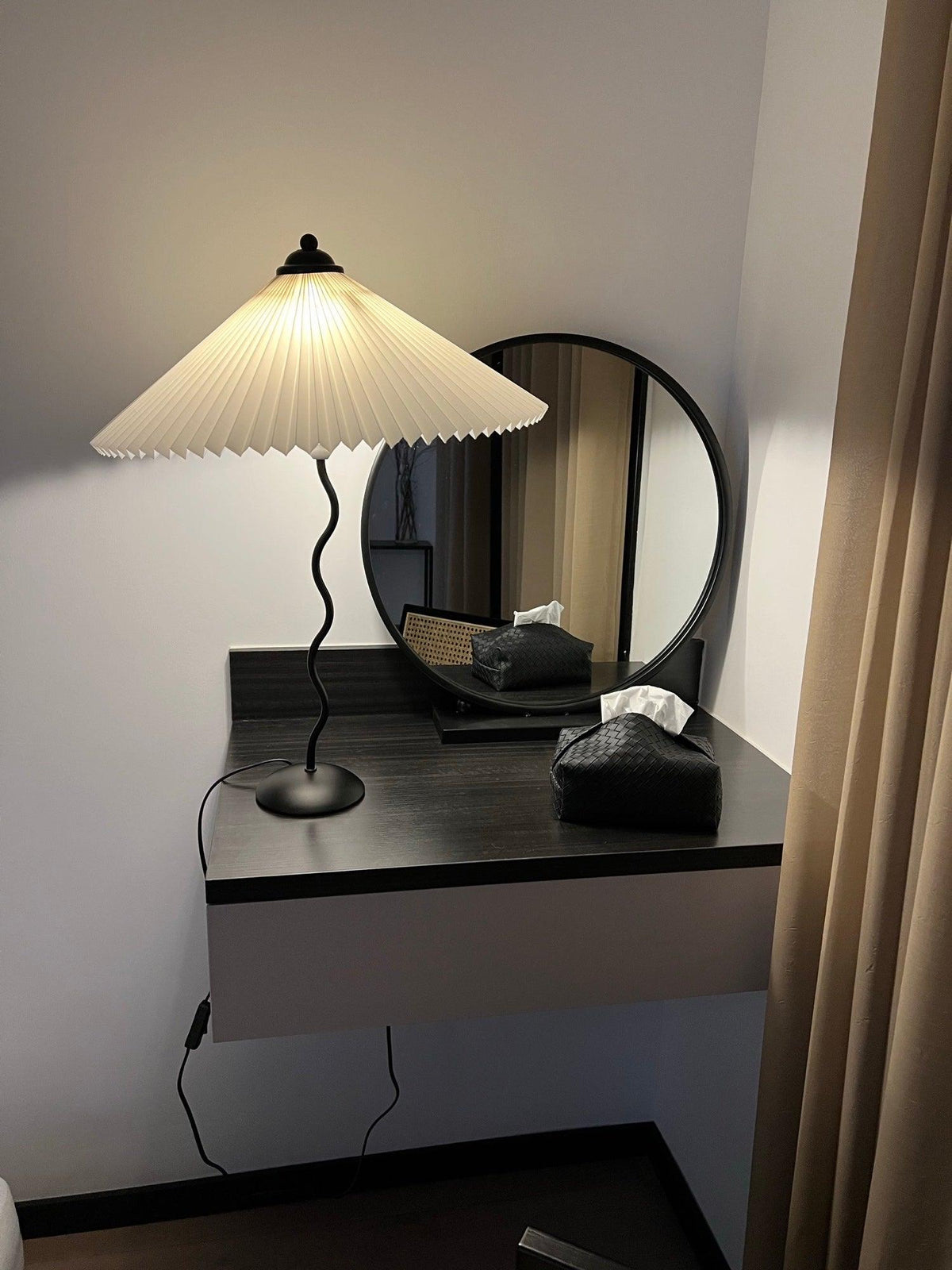 Pleated Hat Table Lamp - view 22