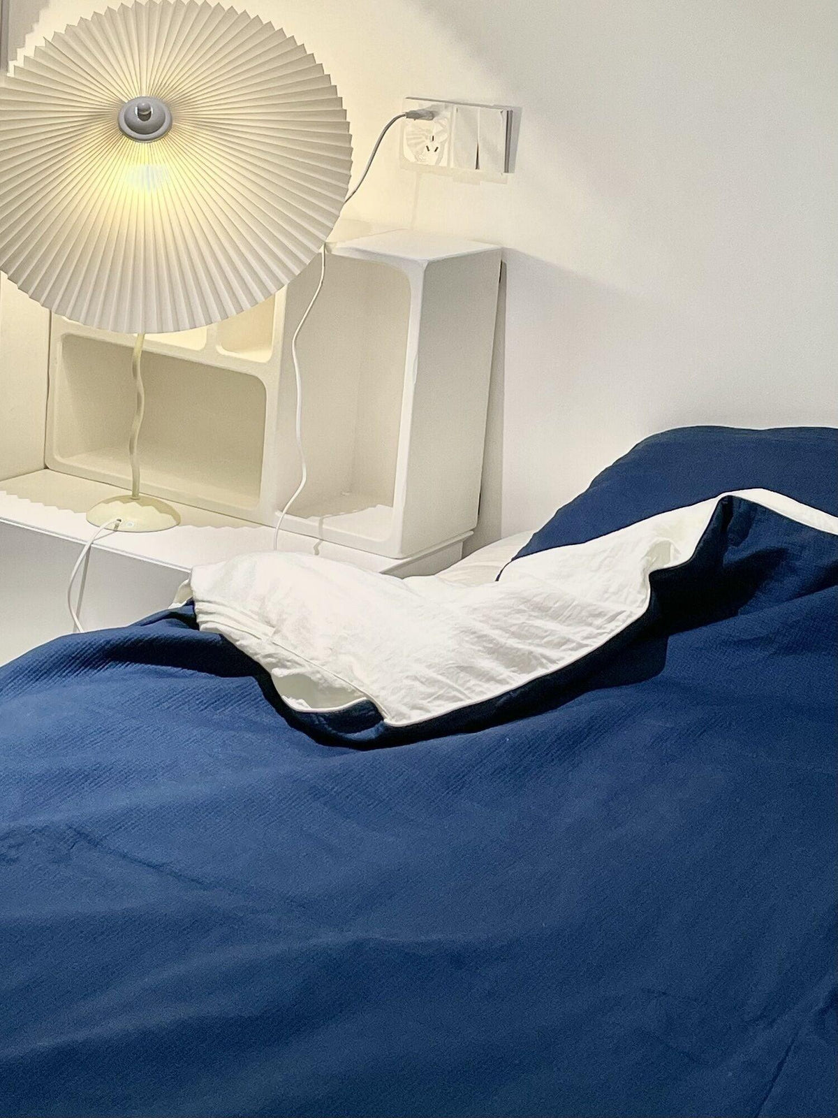Pleated Hat Table Lamp - view 42