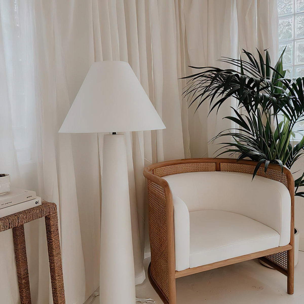 Polar White Floor Lamp - view 11