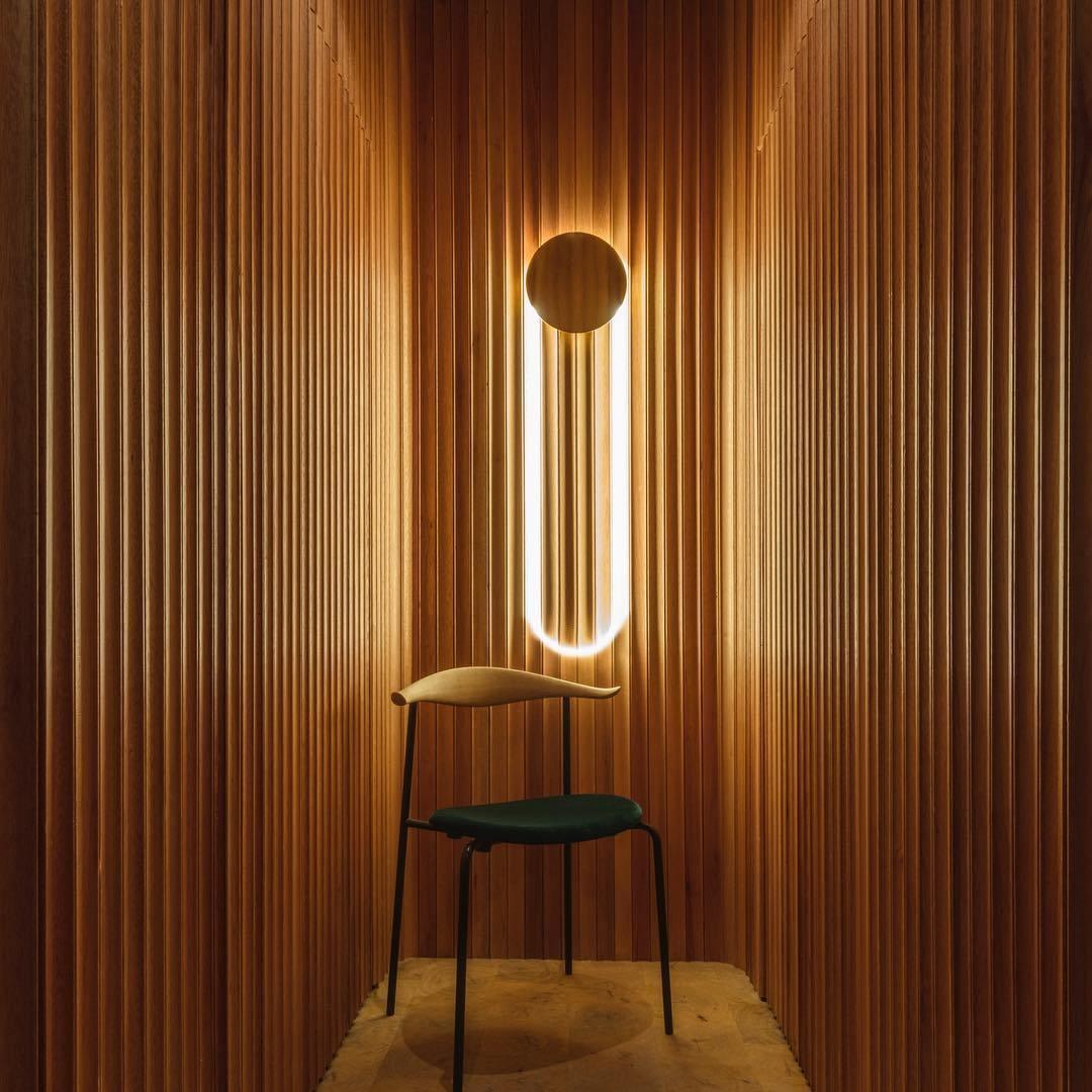 RA Wall Lamp - view 2