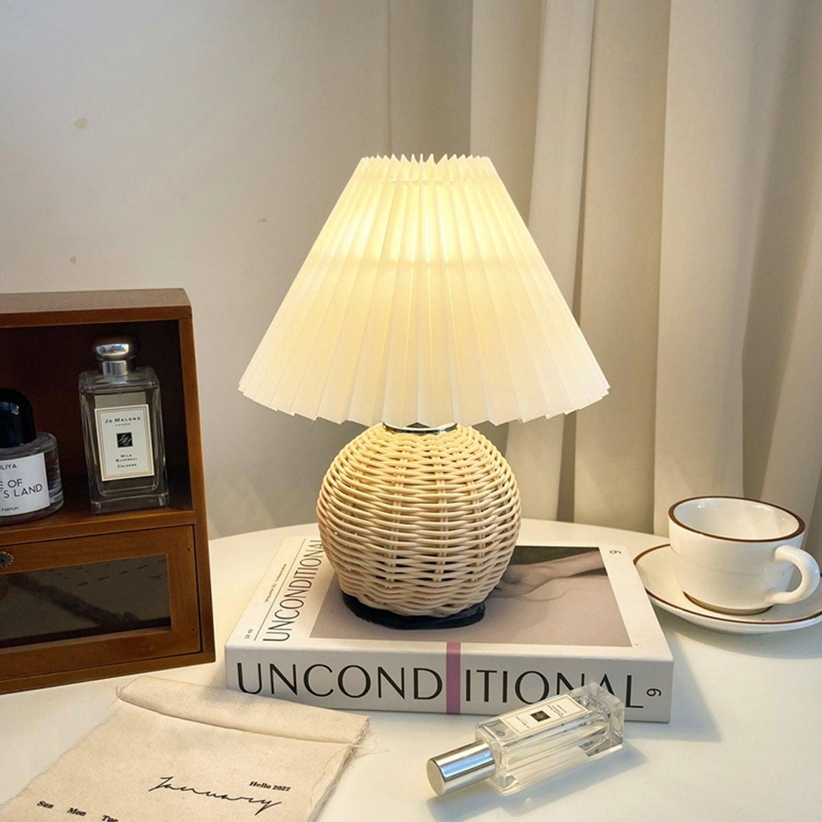 Rattan Pleated Table lamp - view 2