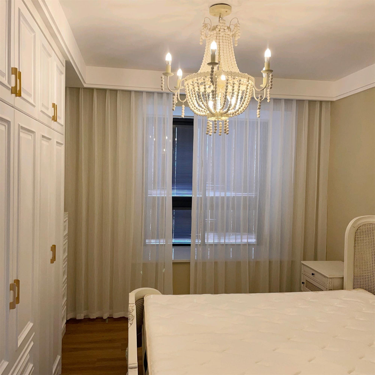 Regas Chandelier - view 11