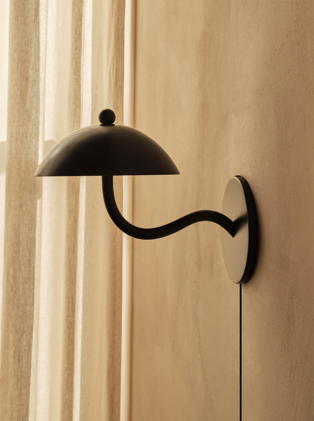 Ripple Plug-in Wall Lamp