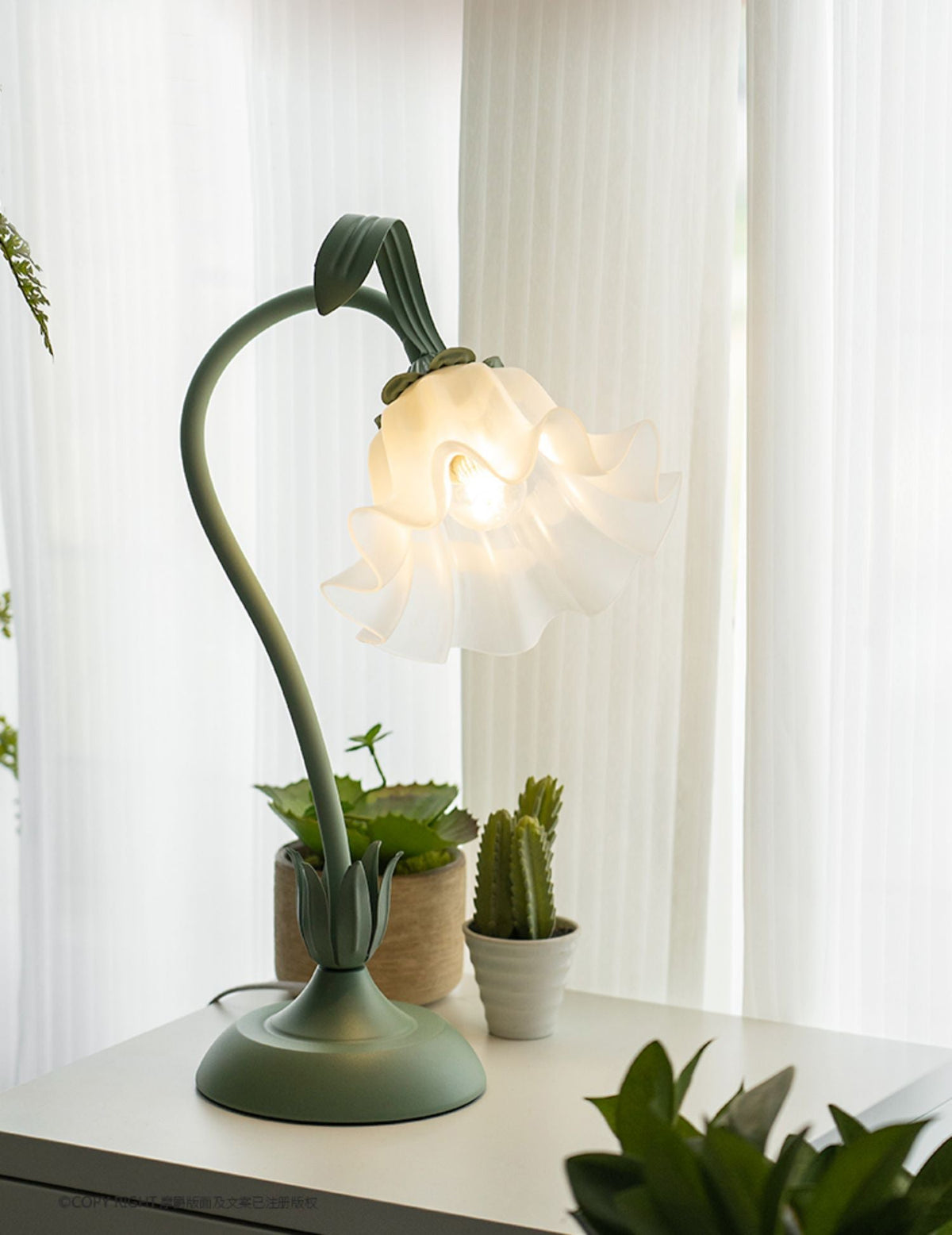 Romantic Flower Table Lamp - view 2