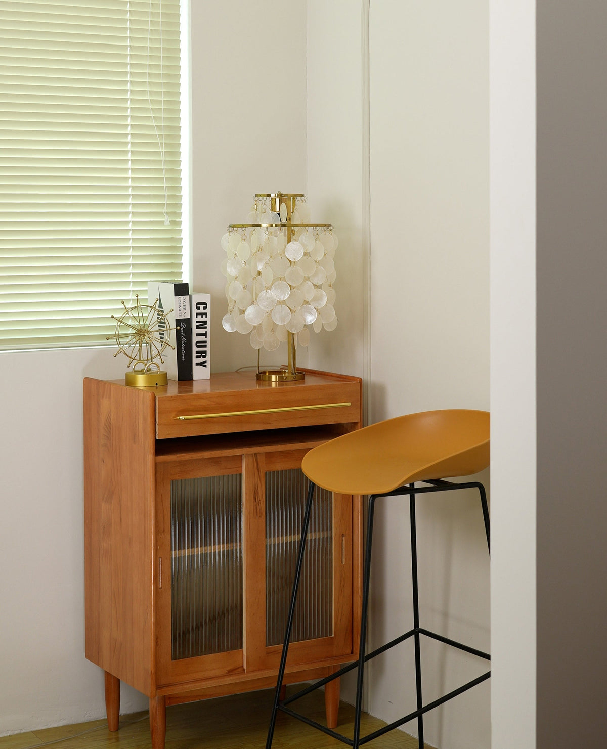 Round Shell Table Lamp - view 39