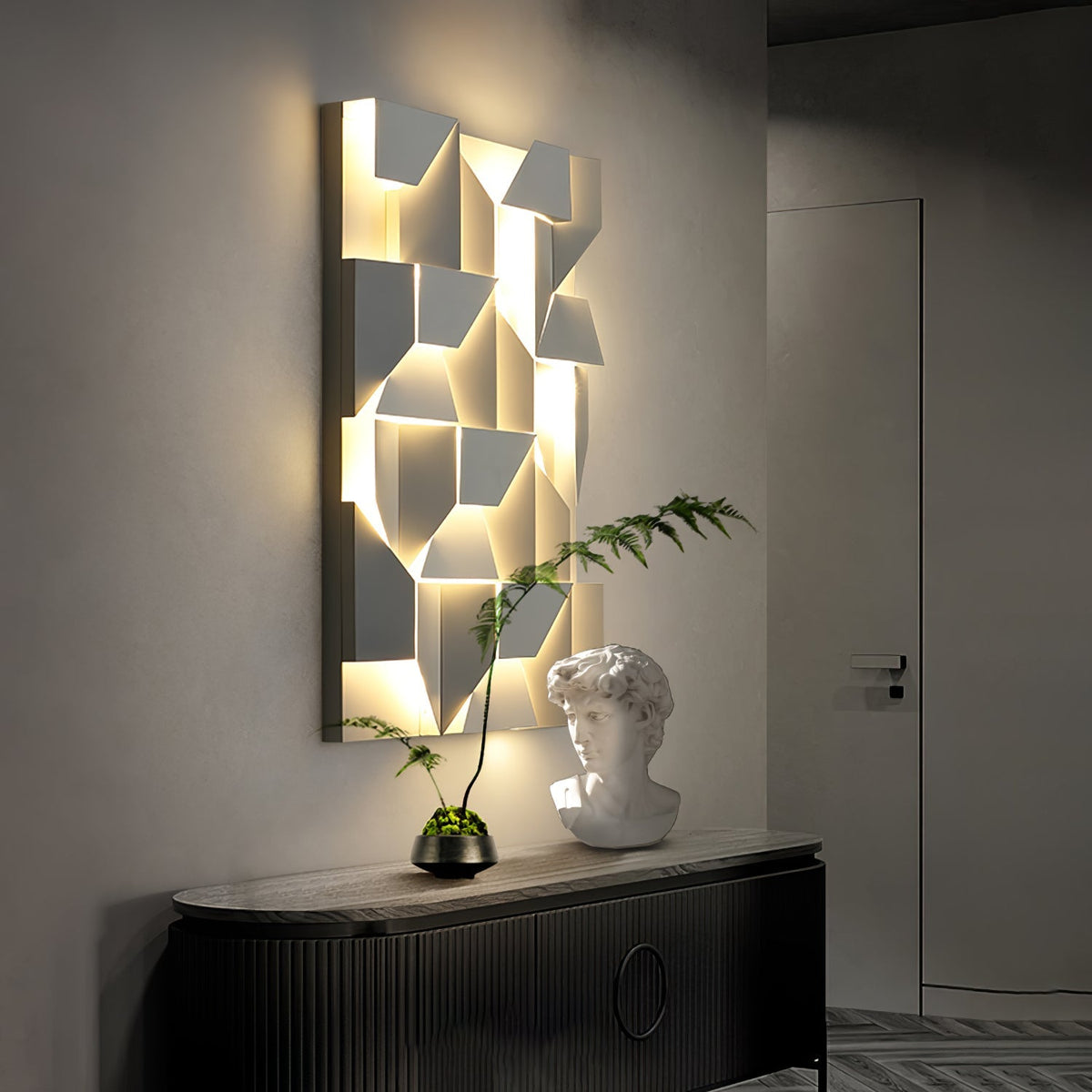 Shadows Grand Plug-in Sconce