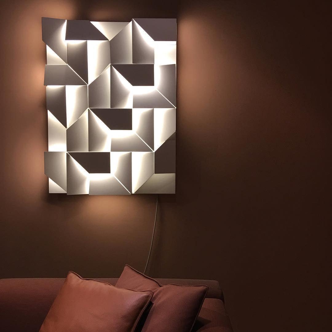 Shadows Grand Sconce - view 32