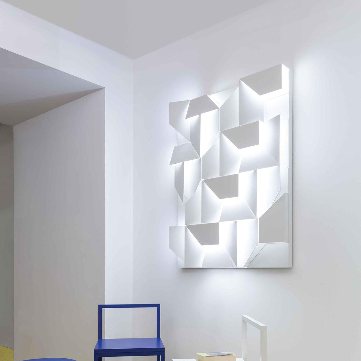 Shadows Grand Sconce - view 21