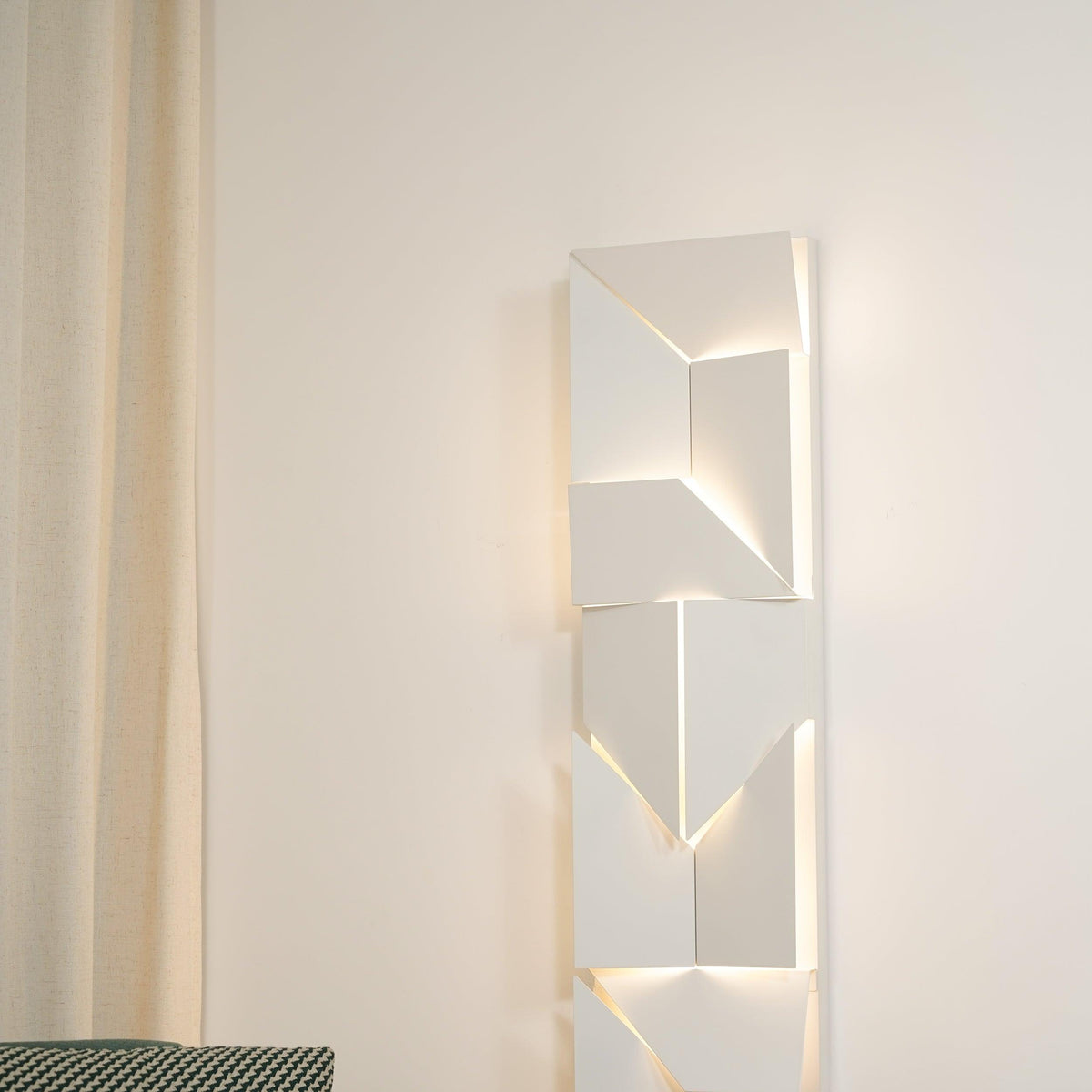 Shadows Rechargeable Grand Sconce