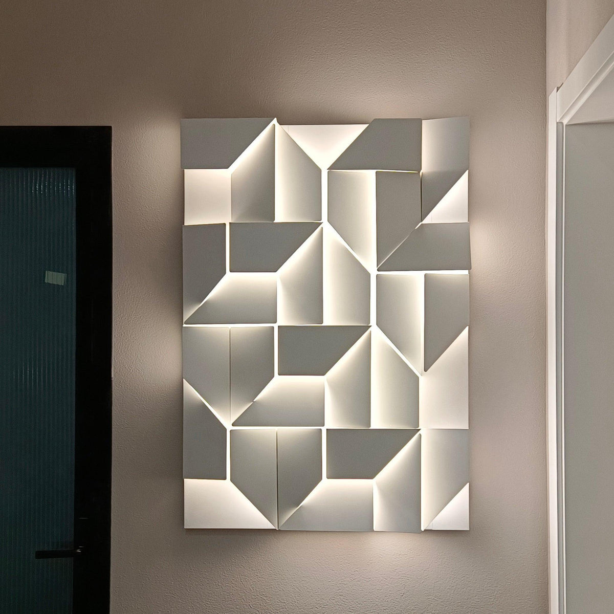 Shadows Grand Sconce - view 56