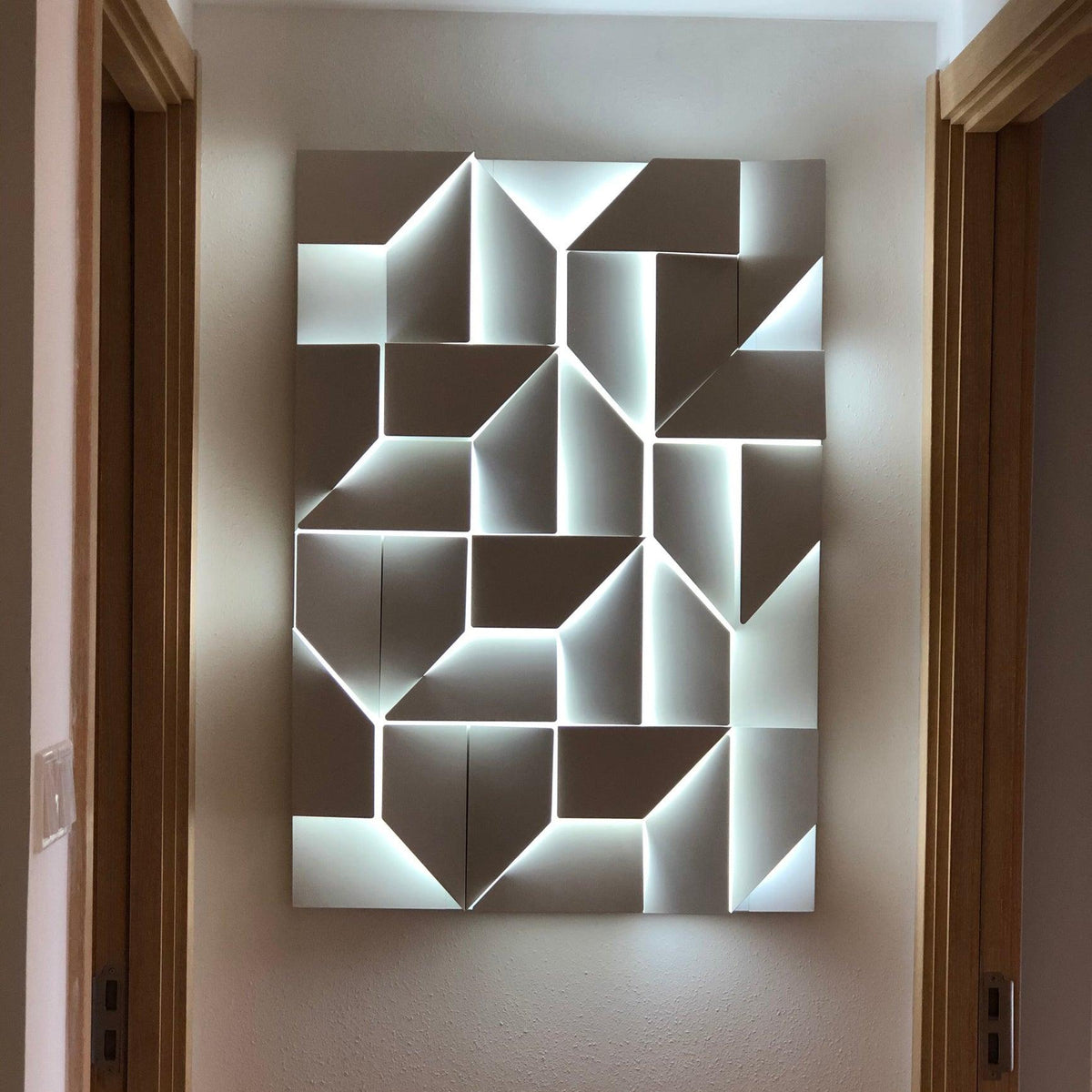 Shadows Grand Sconce - view 62