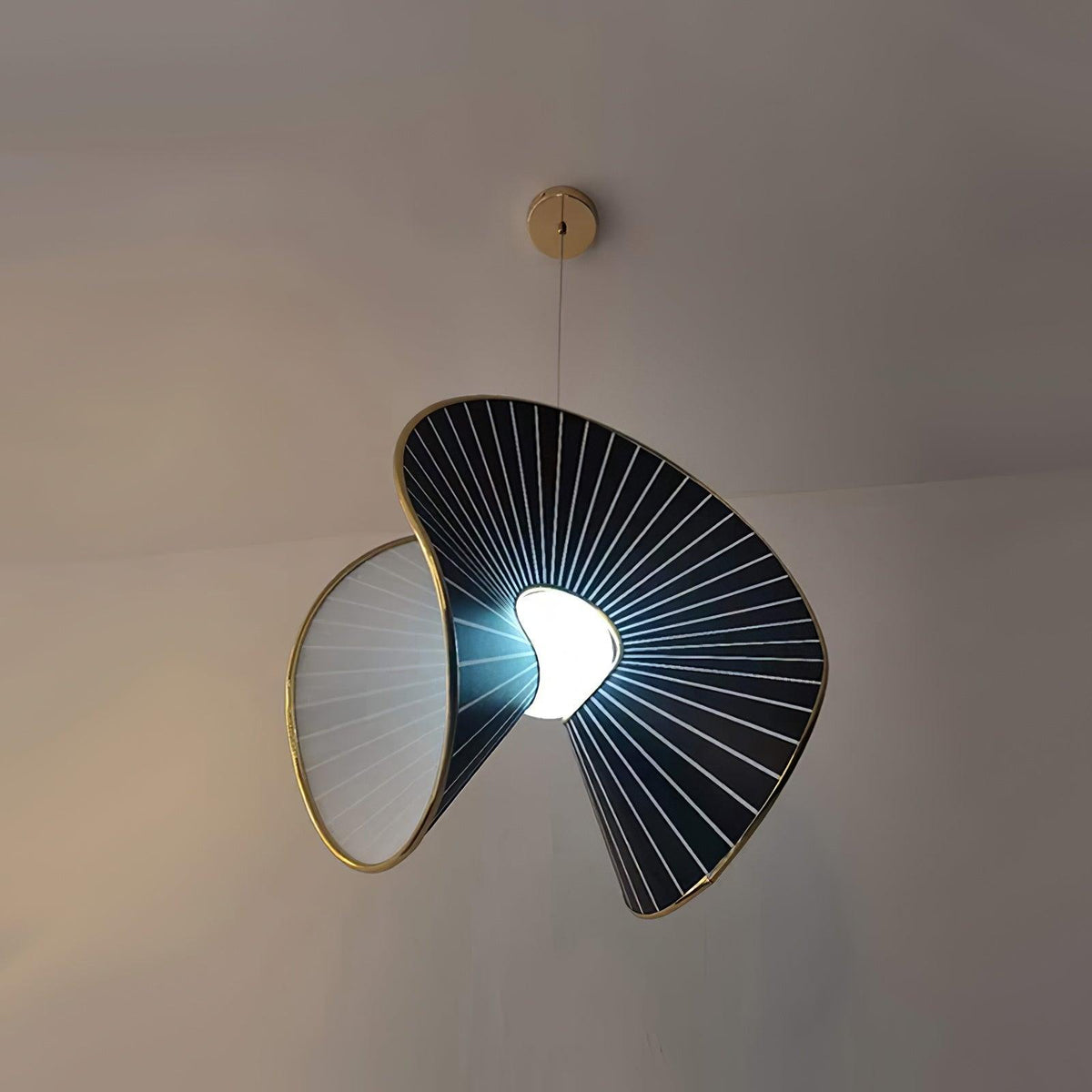 Shell Nordic Pendant Light - view 7