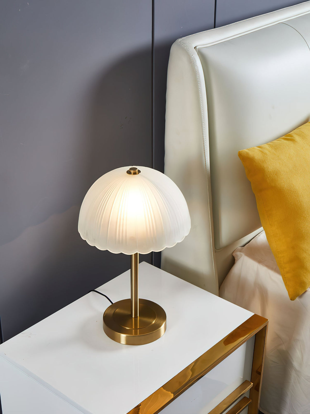 Small Umbrella Table Lamp - view 10