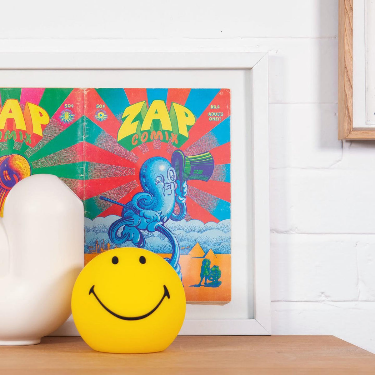 Smiling Table Lamp - view 13
