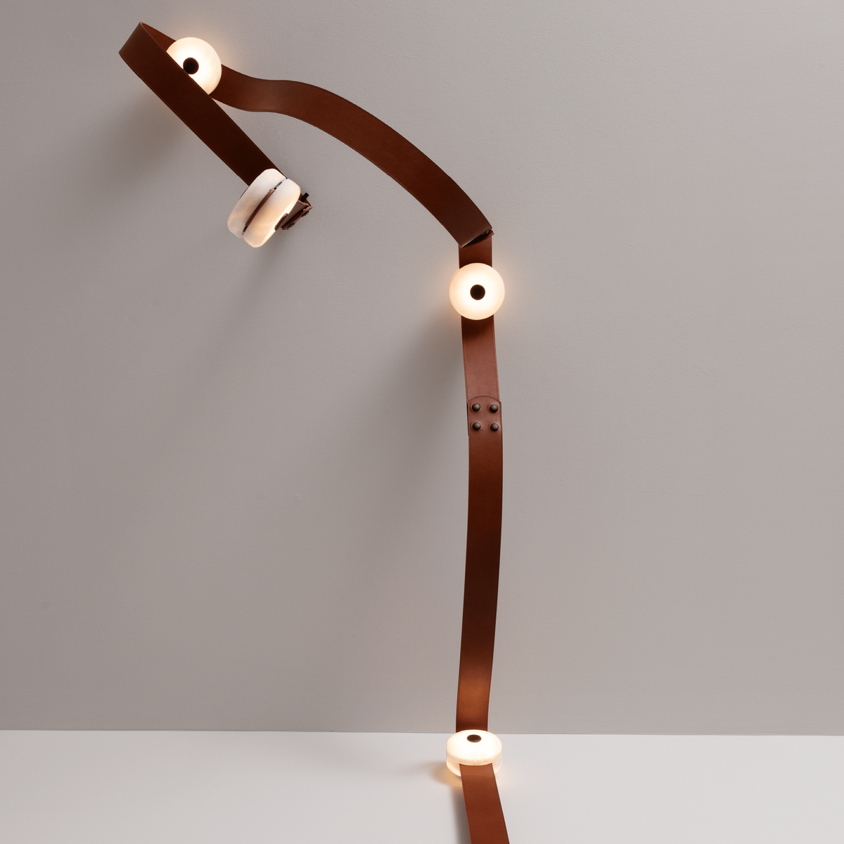Snaps LED Floor-to-Ceiling Lamp - view 3