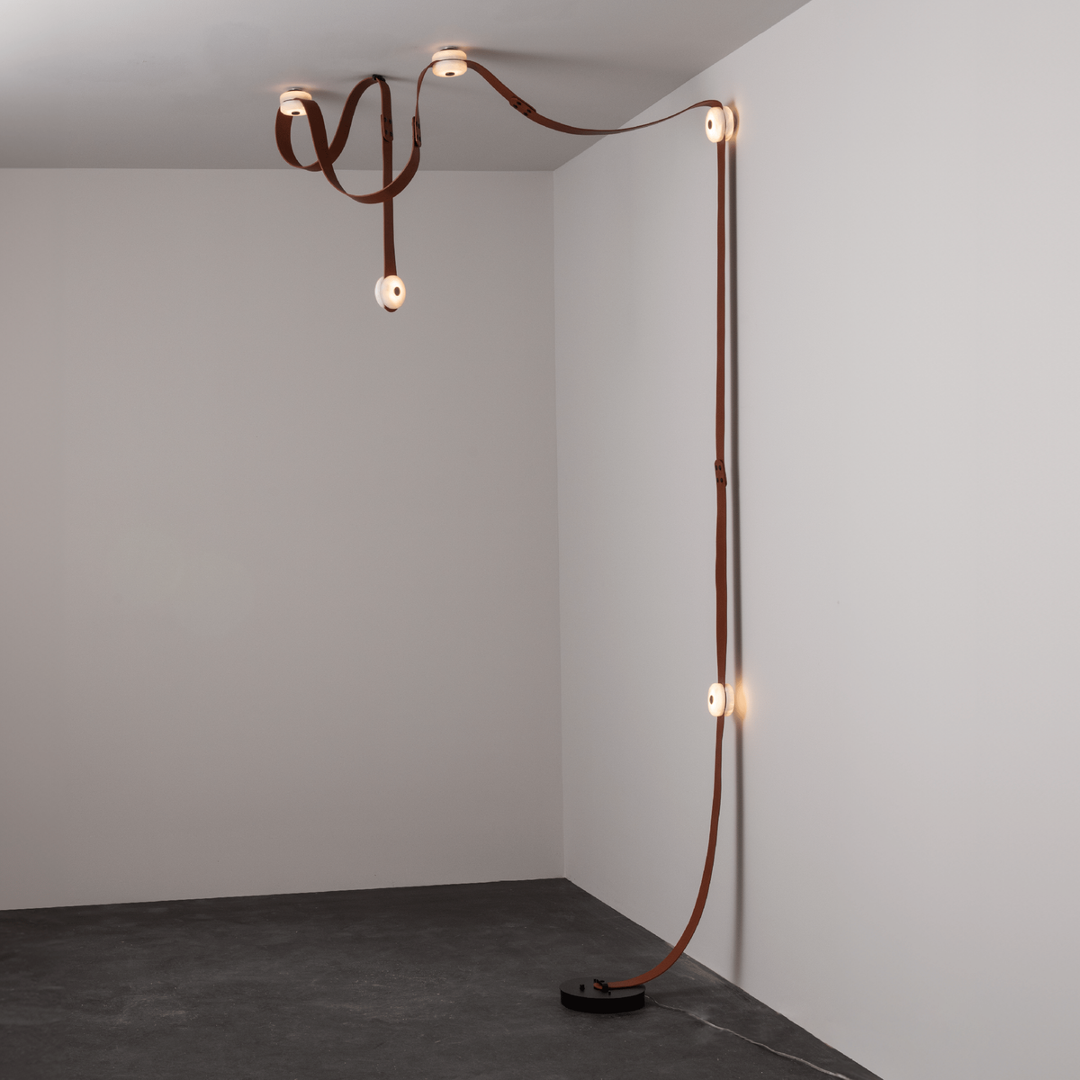 Snaps LED Floor-to-Ceiling Lamp - view 7