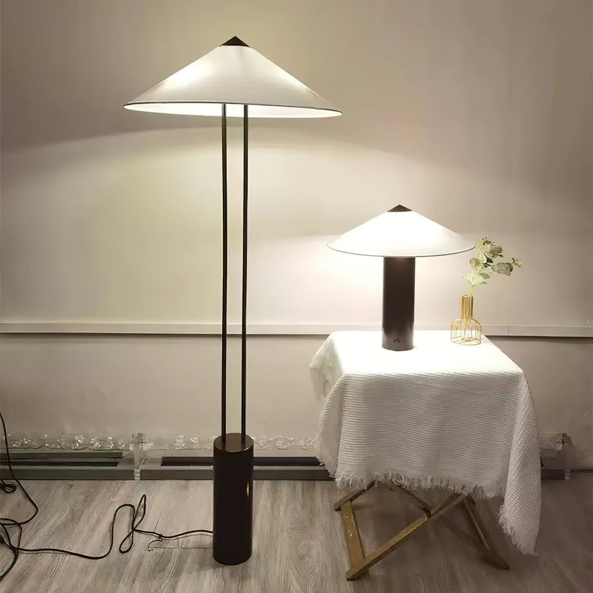 Staccato Floor Lamp - view 15