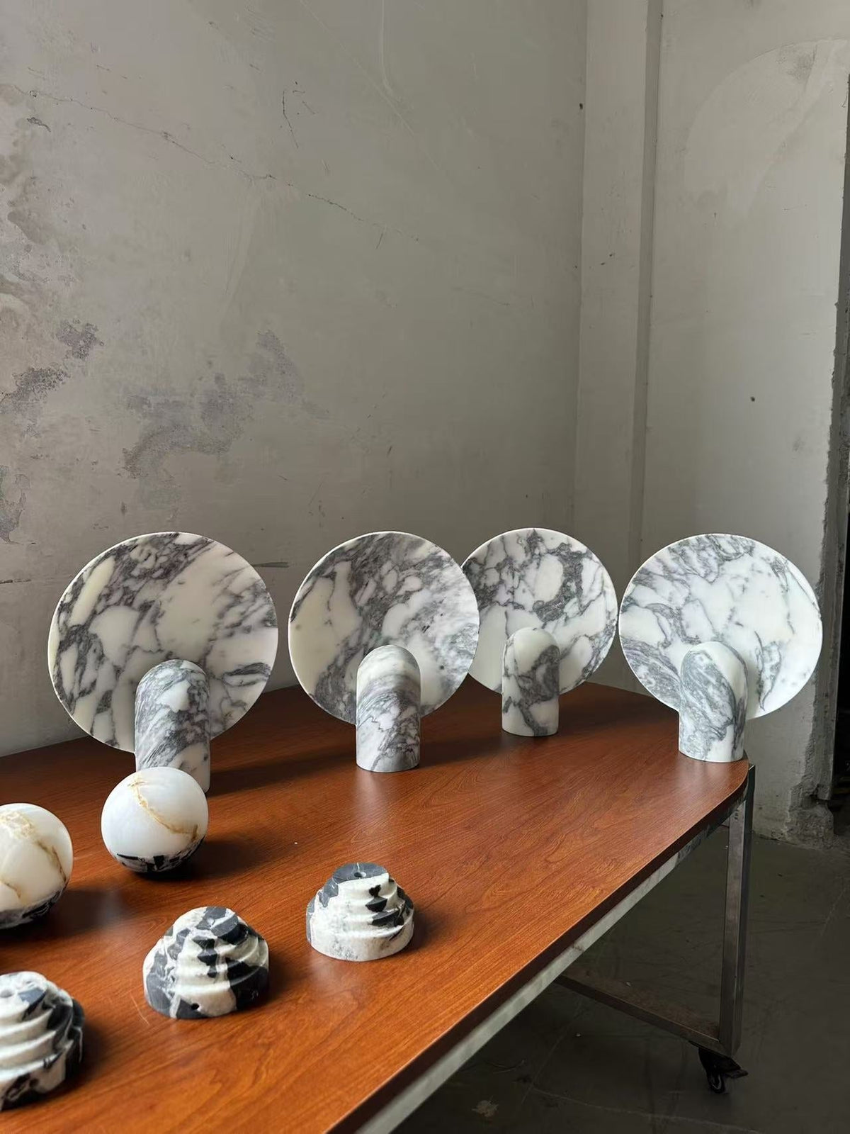 Surface Table Lamp - view 4