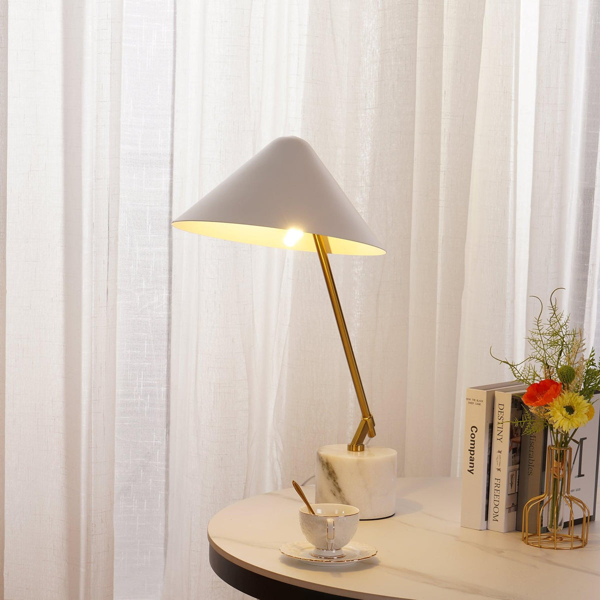 Small Hat Table Lamp - view 15
