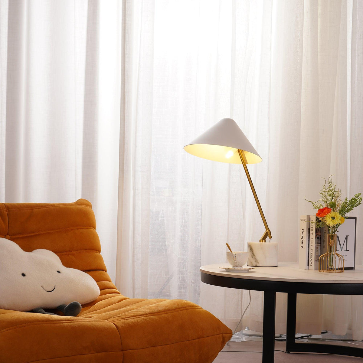 Small Hat Table Lamp - view 17